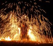 Cracheurs de feu et saltimbanques
