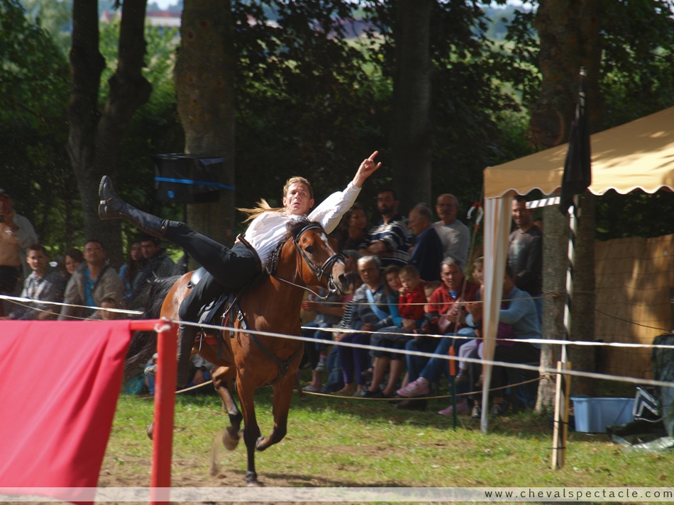 Planche sur l’encolure
